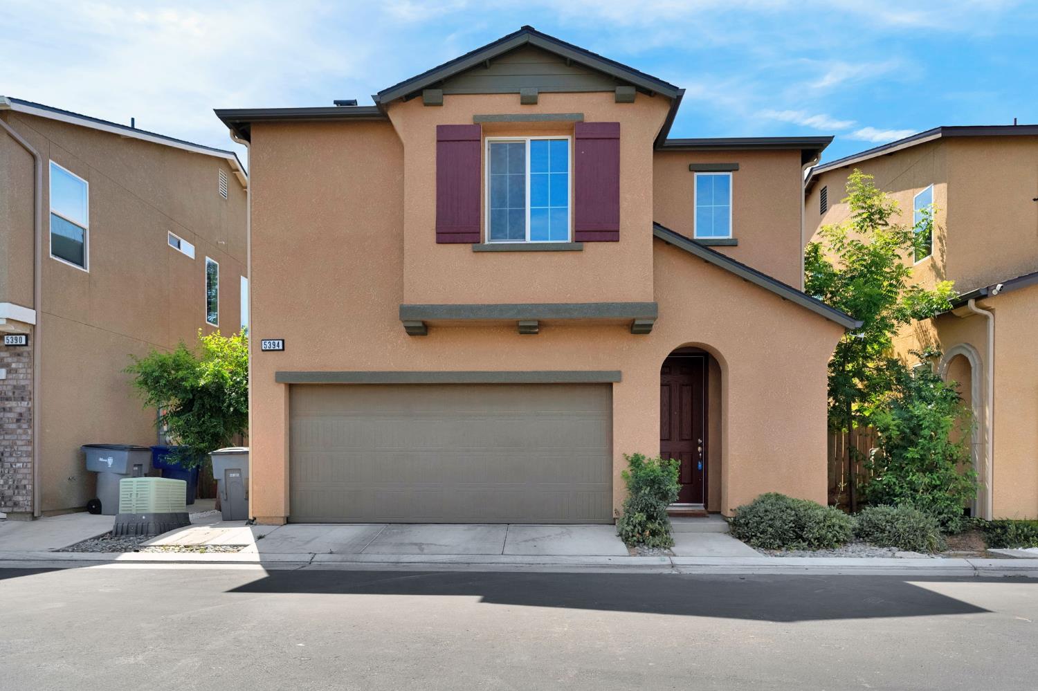 5394 W Santa Cruz Way