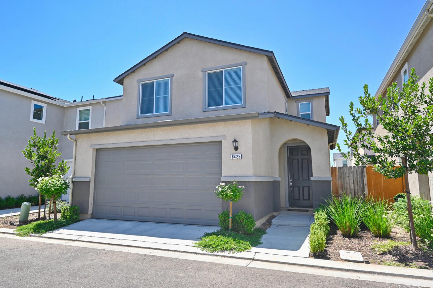 6429 E Moscato Dr